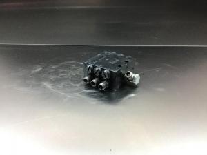 Liebherr Verteilerblock